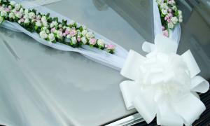 Chauffeur Driven Luxury Car Hire